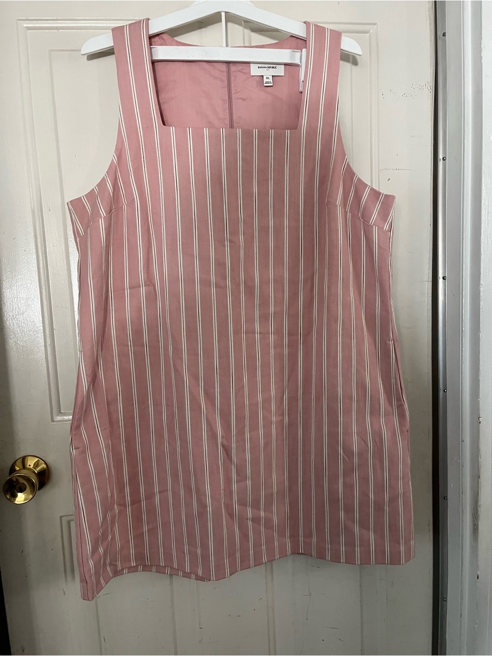 Banana Republic Pink Blouse with White Label